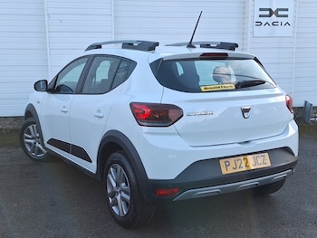 Used Dacia Sandero Stepway 2022 for sale - 77357716: Photo