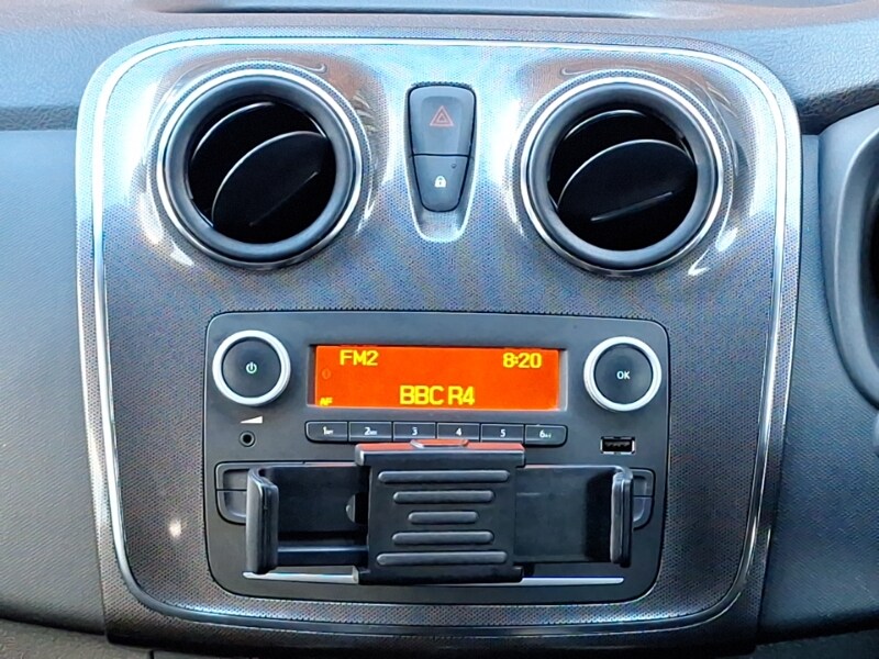 Used Dacia Sandero Stepway 2017 for sale - 76721688: Photo 10