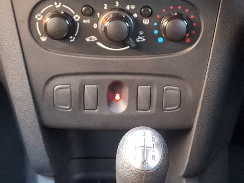 Used Dacia Sandero Stepway 2017 for sale - 76721688: Photo 11