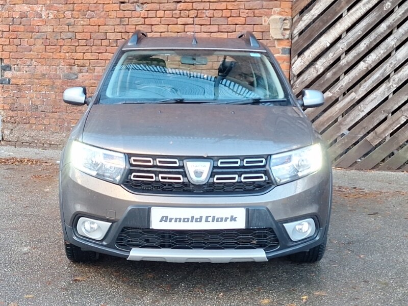 Used Dacia Sandero Stepway 2017 for sale - 76721688: Photo 12