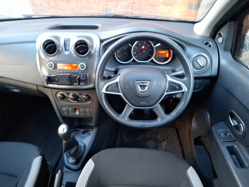 Used Dacia Sandero Stepway 2017 for sale - 76721688: Photo 7