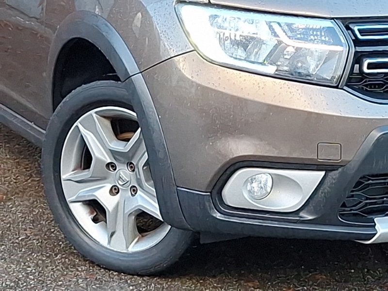 Used Dacia Sandero Stepway 2017 for sale - 76721688: Photo 9