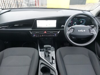 Used Kia Niro 2024 for sale - 77678468: Photo
