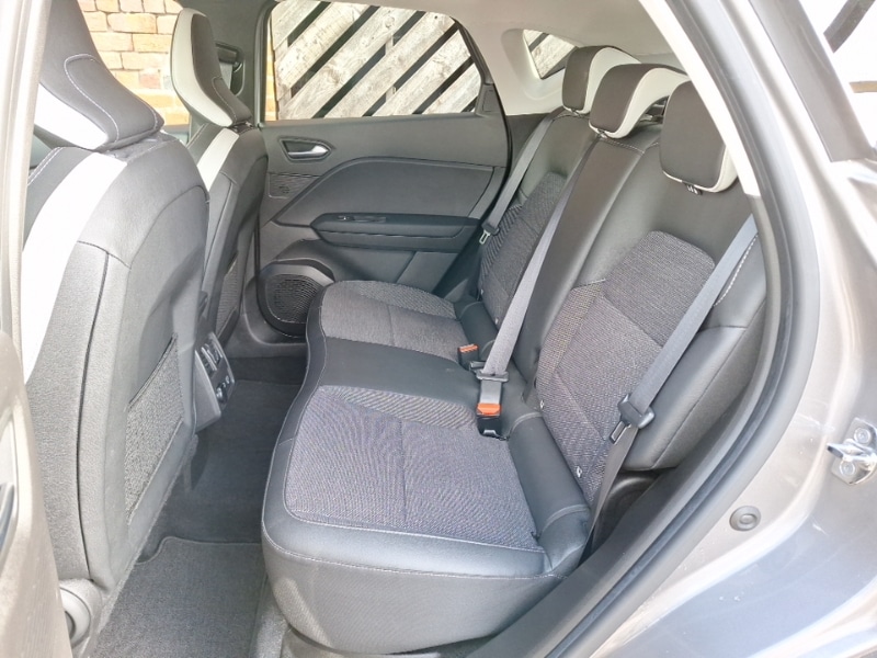 Used Renault Captur 2022 for sale - 76365306: Photo 6