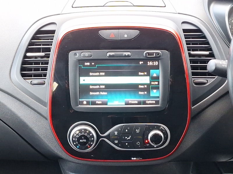 Used Renault Captur 2020 for sale - 78103529: Photo 10