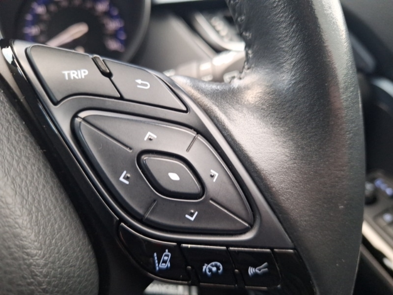 Used Toyota C-HR 2020 for sale - 77623003: Photo 14