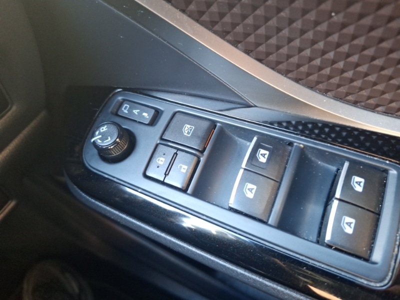 Used Toyota C-HR 2019 for sale - 76696046: Photo 13