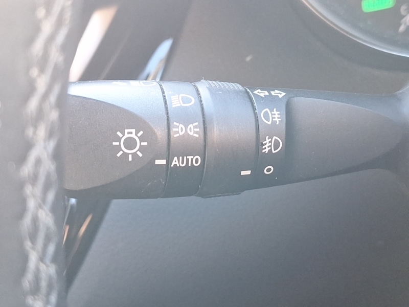 Used Toyota C-HR 2019 for sale - 76696046: Photo 16