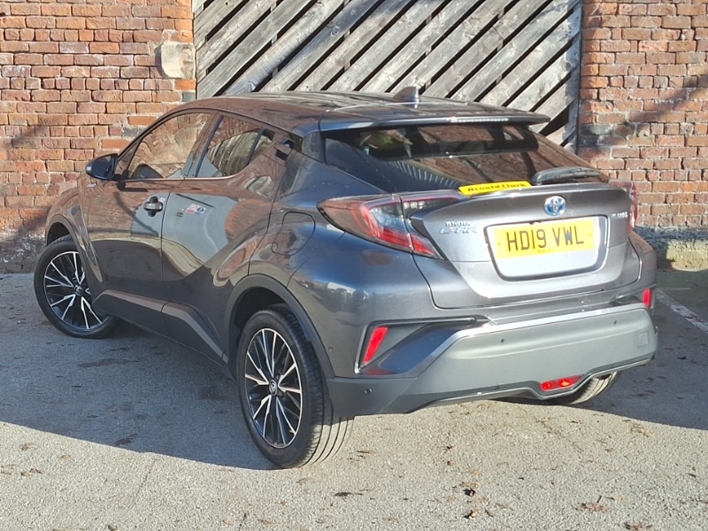 Used Toyota C-HR 2019 for sale - 76696046: Photo 3