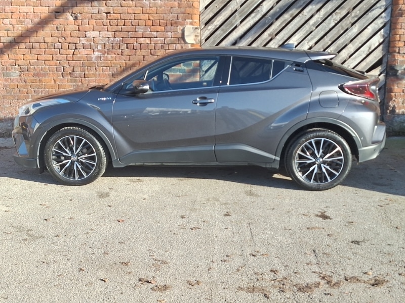 Used Toyota C-HR 2019 for sale - 76696046: Photo 4