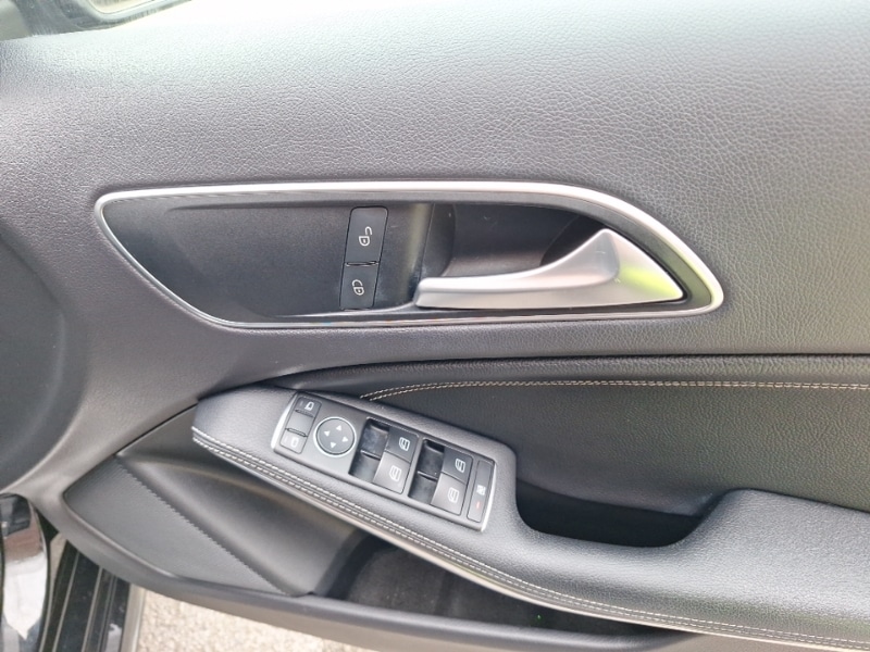 Used Mercedes-Benz A-Class 2015 for sale - 76492910: Photo 12