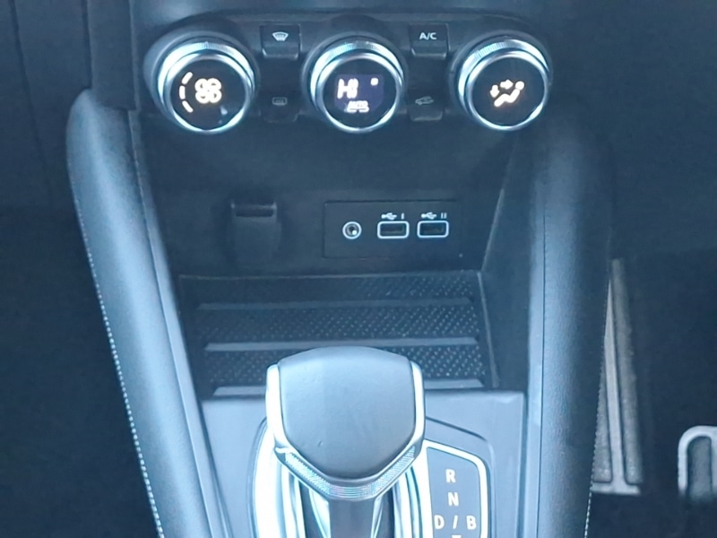 Used Renault Captur 2024 for sale - 76834491: Photo 11