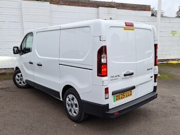 Used Renault Trafic 2025 for sale - 77856179: Photo