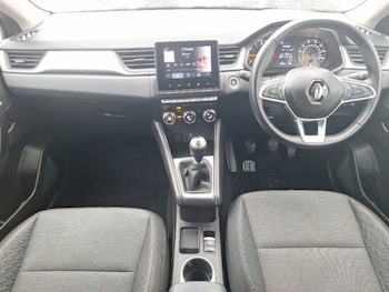 Used Renault Captur 2022 for sale - 77284499: Photo