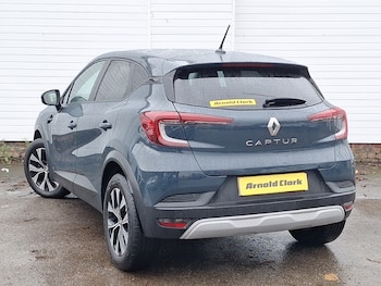 Used Renault Captur 2022 for sale - 77284499: Photo