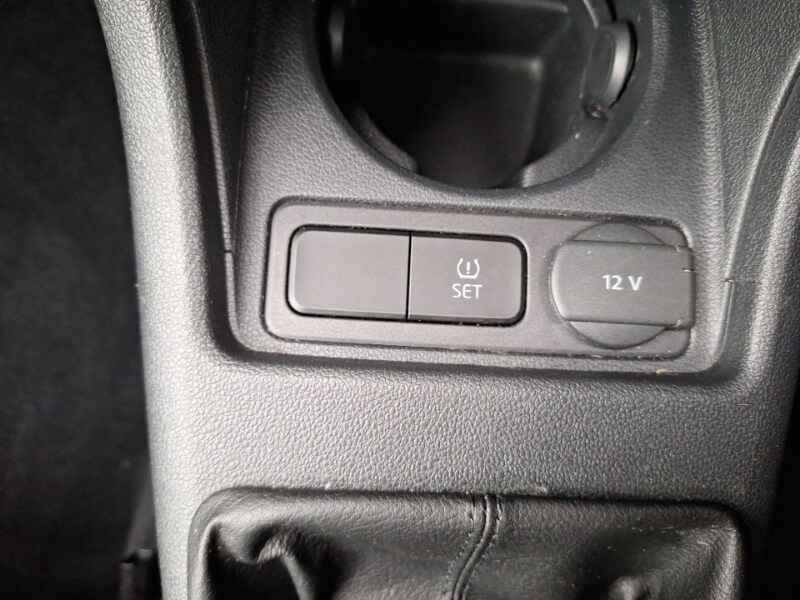 Used Volkswagen up! 2018 for sale - 77709256: Photo 18