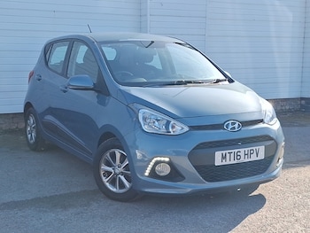 Used Hyundai i10 2016 for sale - 77933112: Photo