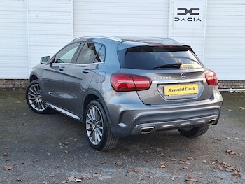 Used Mercedes-Benz GLA 2019 for sale - 77977503: Photo