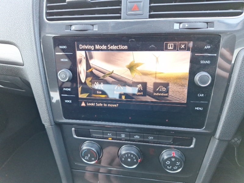 Used Volkswagen Golf 2018 for sale - 77118907: Photo 18