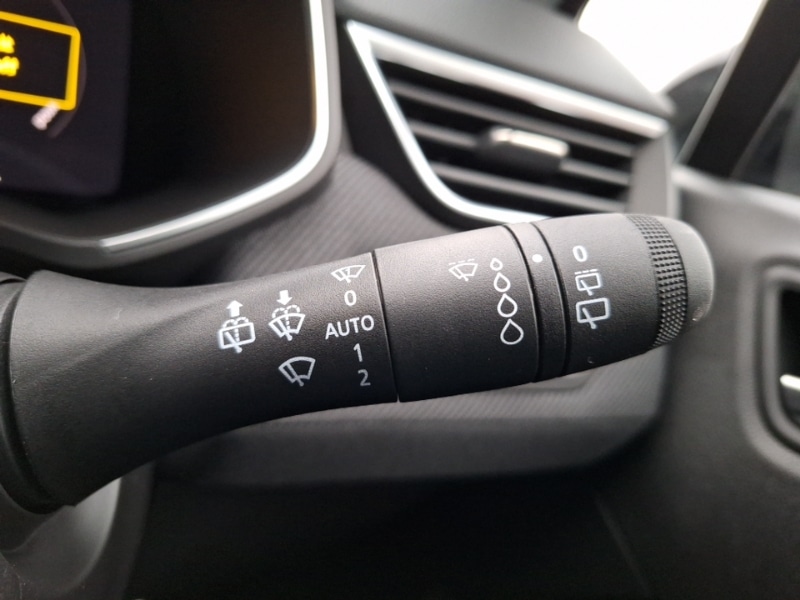 Used Renault Clio 2025 for sale - 77576818: Photo 17