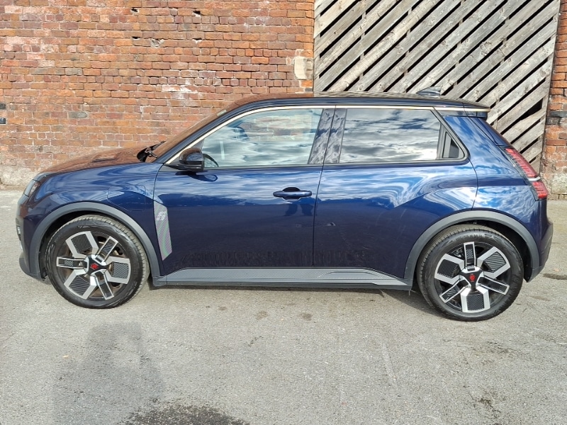 Used Renault 5 2025 for sale - 76208365: Photo 4