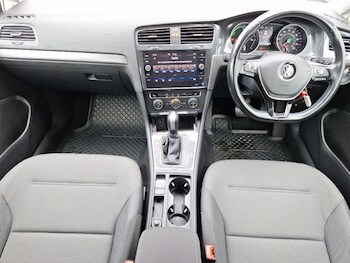 Used Volkswagen Golf 2019 for sale - 77509033: Photo