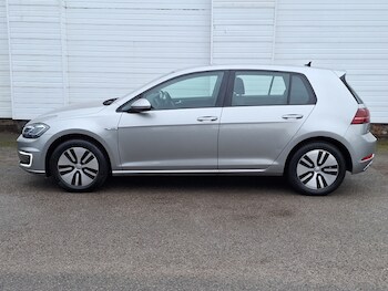 Used Volkswagen Golf 2019 for sale - 77509033: Photo