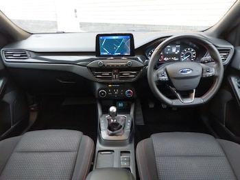 Used Ford Focus 2021 for sale - 76523936: Photo