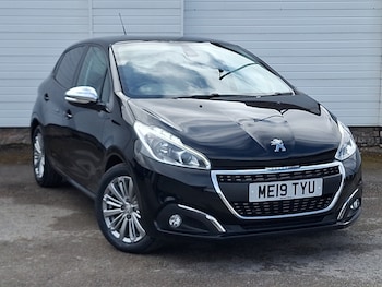 Peugeot 208 feature image