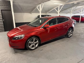Used Volvo V40 2016 for sale - 79733450: Photo