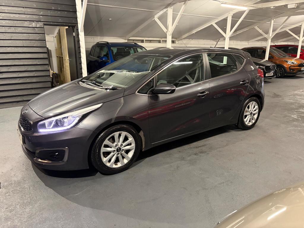 Used Kia Ceed 2016 for sale - 76565290: Photo 4