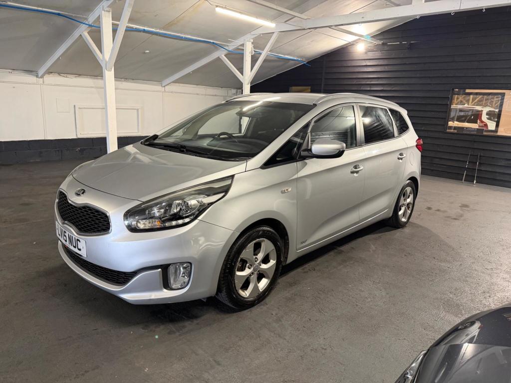 Used Kia Carens 2015 for sale - 78110120: Photo 3