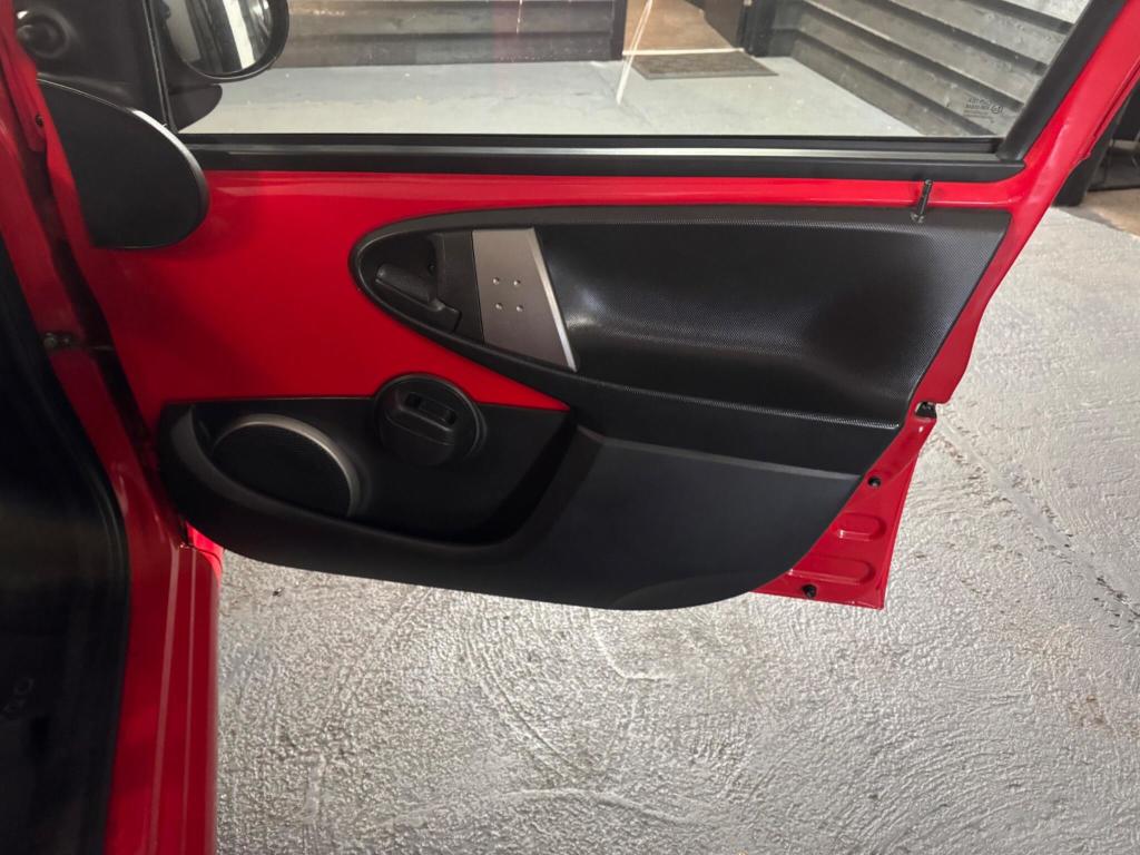 Used Toyota AYGO 2014 for sale - 76710665: Photo 14