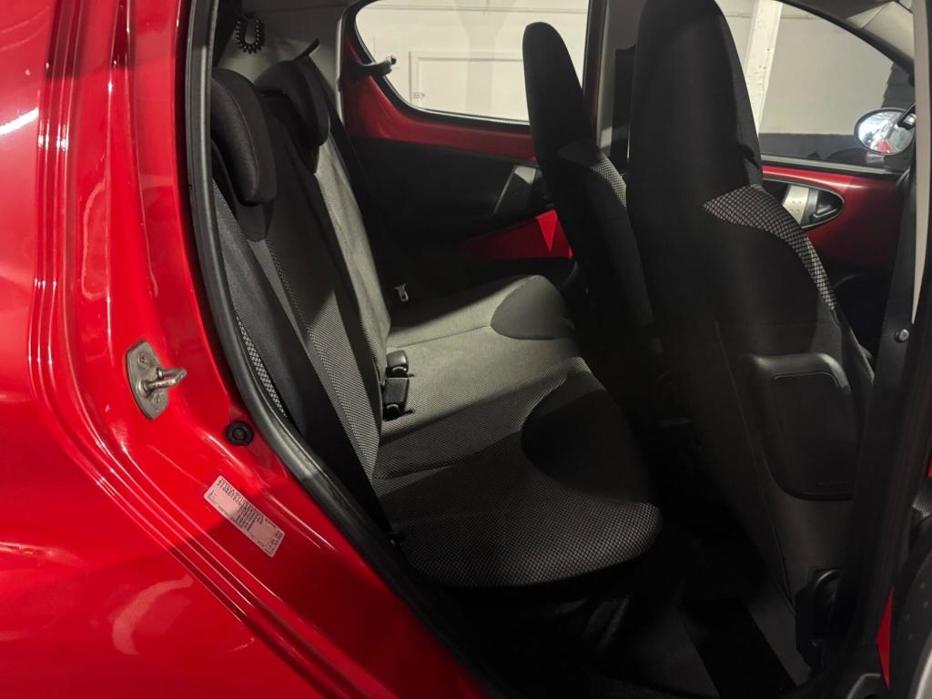 Used Toyota AYGO 2014 for sale - 76710665: Photo 15