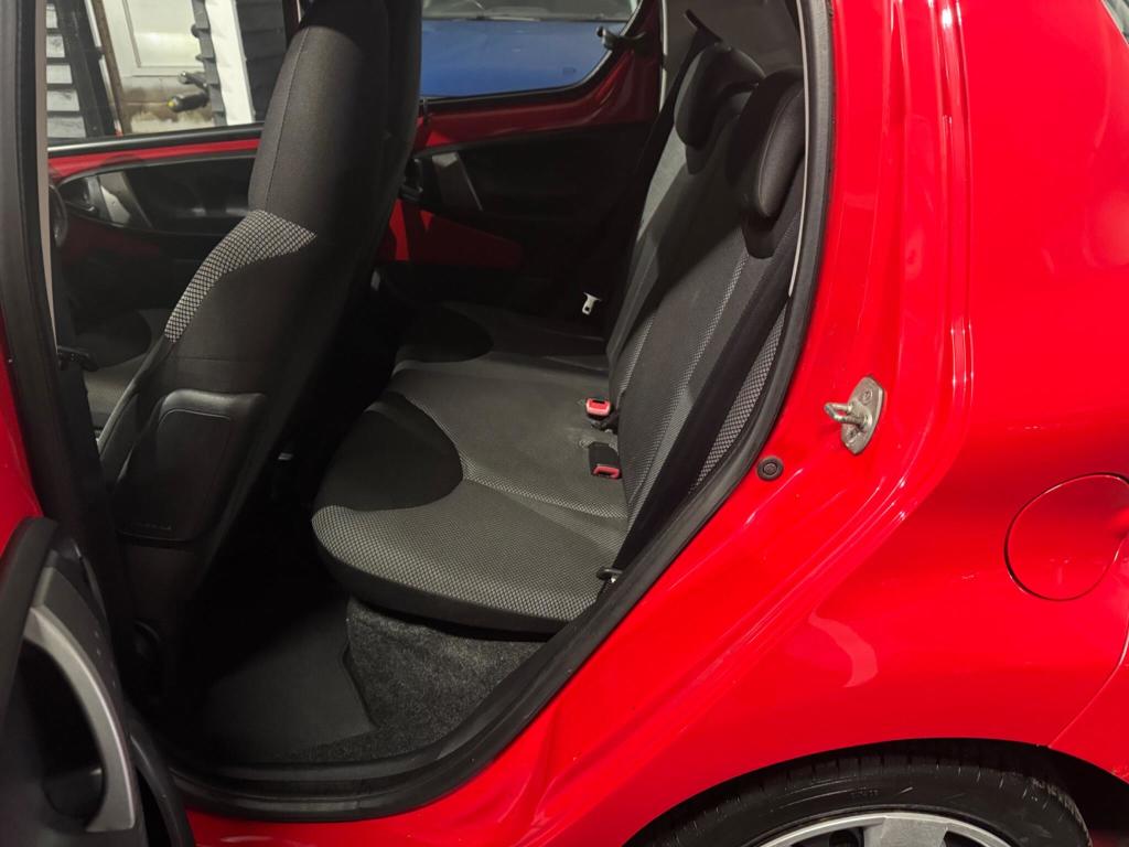 Used Toyota AYGO 2014 for sale - 76710665: Photo 16