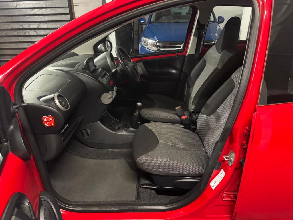 Used Toyota AYGO 2014 for sale - 76710665: Photo 17