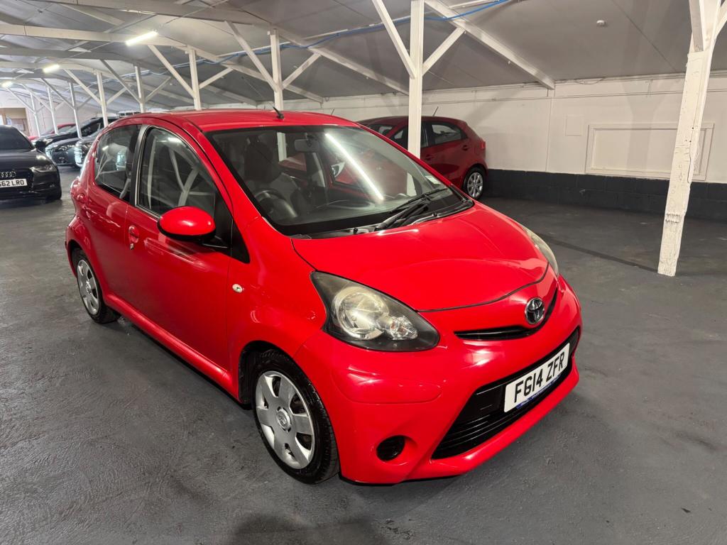 Used Toyota AYGO 2014 for sale - 76710665: Photo 2