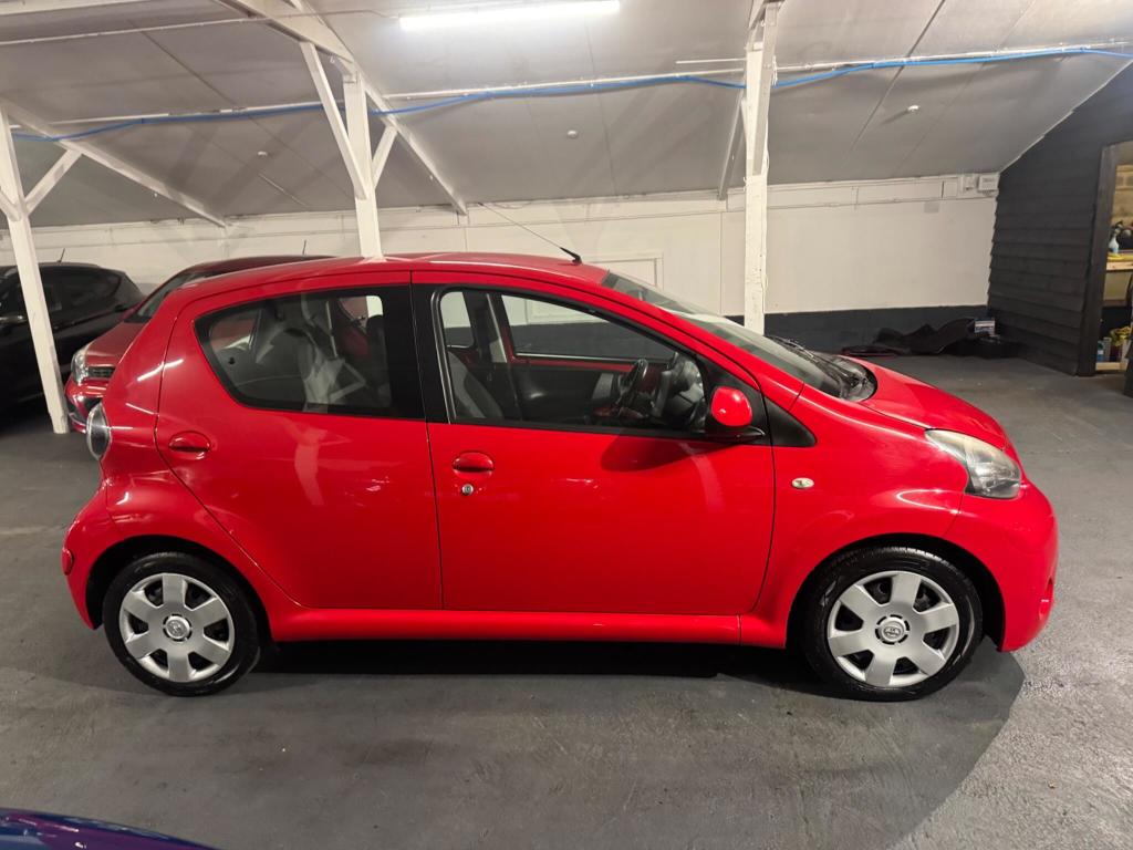Used Toyota AYGO 2014 for sale - 76710665: Photo 8