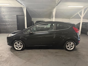 Used Ford Fiesta 2012 for sale - 79173740: Photo
