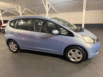 Used Honda Jazz 2010 for sale - 77220620: Photo