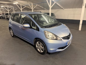 Used Honda Jazz 2010 for sale - 77220620: Photo