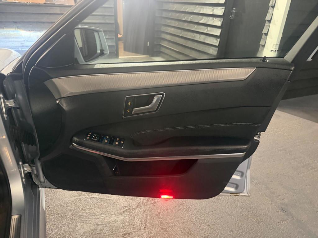 Used Mercedes-Benz E Class 2013 for sale - 77148309: Photo 15