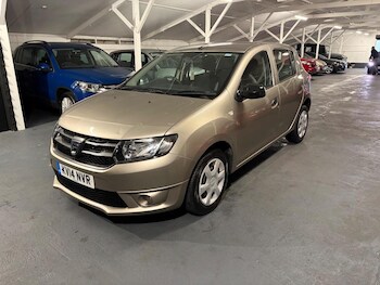 Used Dacia Sandero 2014 for sale - 76504765: Photo