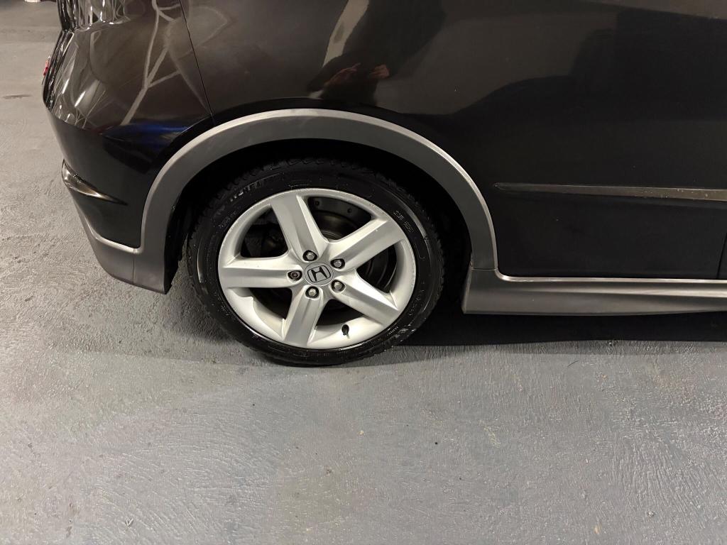 Used Honda Civic 2007 for sale - 76495646: Photo 18