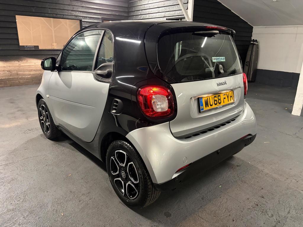 Used smart fortwo 2018 for sale - 76777133: Photo 10
