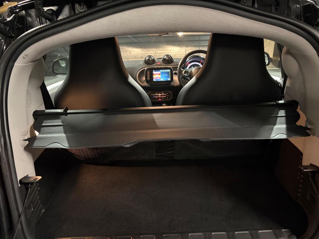 Used smart fortwo 2018 for sale - 76777133: Photo 18