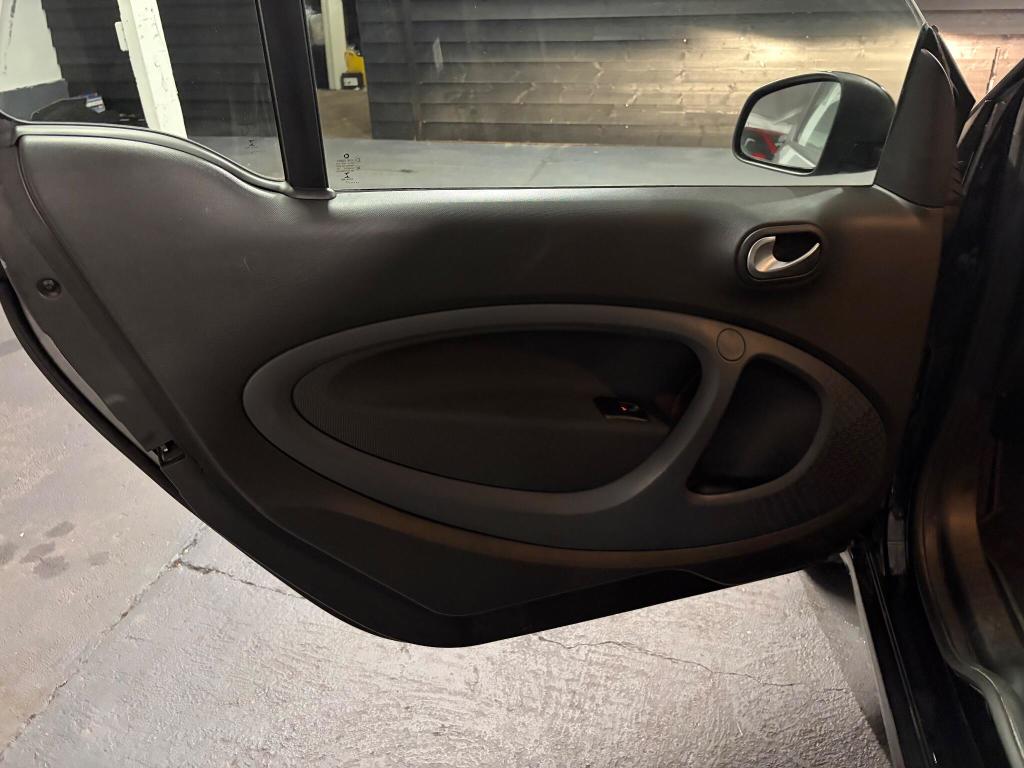 Used smart fortwo 2018 for sale - 76777133: Photo 20