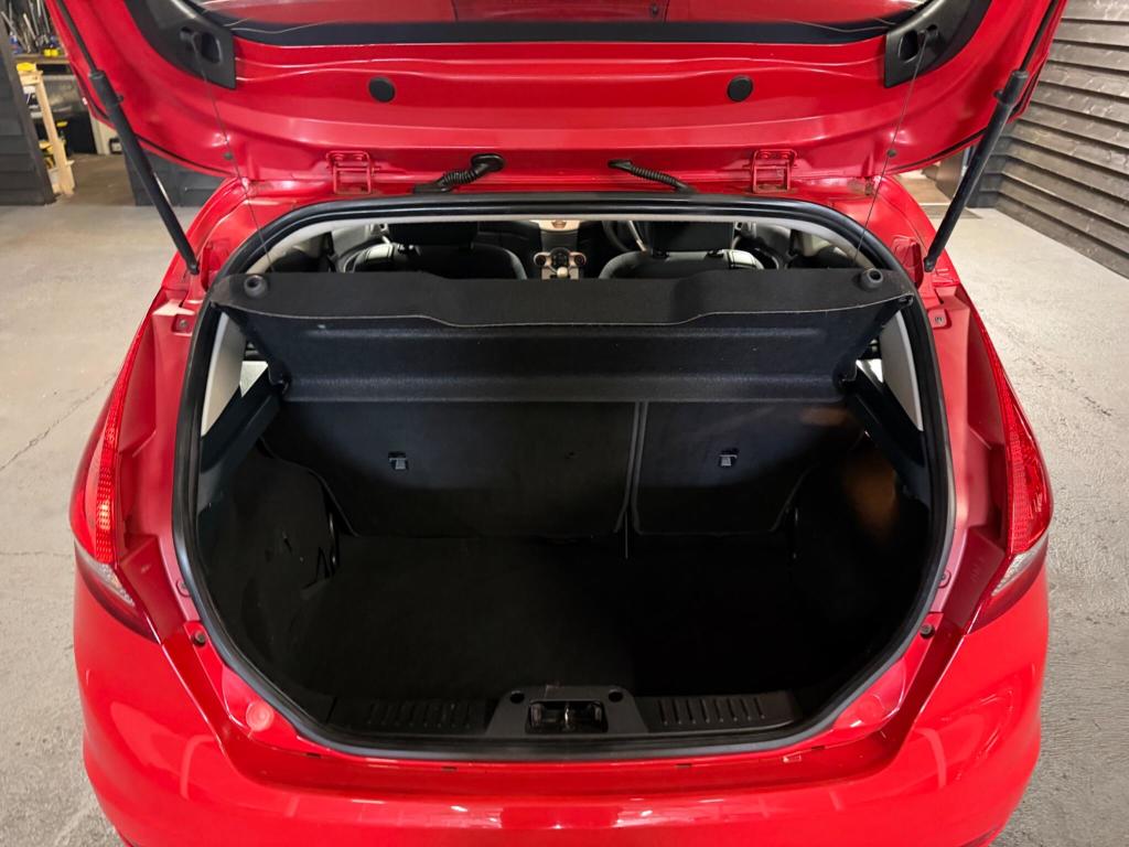 Used Ford Fiesta 2011 for sale - 77878757: Photo 18