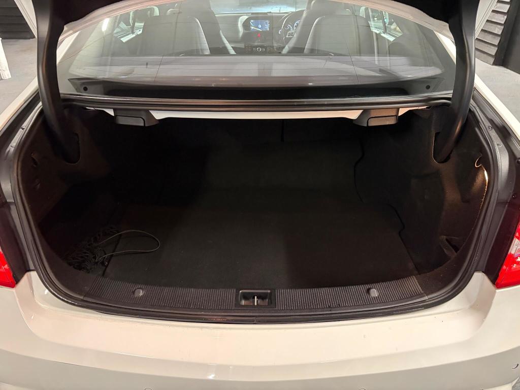 Used Mercedes-Benz E Class 2012 for sale - 77033167: Photo 29