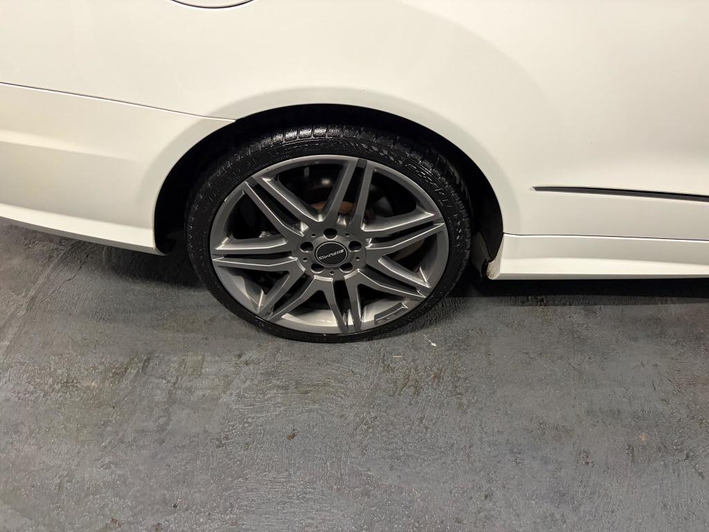 Used Mercedes-Benz E Class 2012 for sale - 77033167: Photo 31